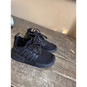 Adidas NMD R1 Triple Black Low Top Lace Up Shoes Toddlers Size 7.5 K Toddler